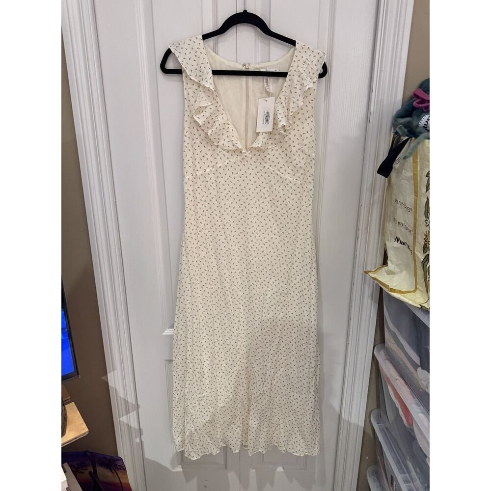 NEW Little Mountain Midi Dress